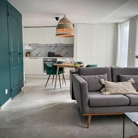 SUITE AMANTIS évadez vous dans l'univers MYKONOS Saint-Chamond Extérieur photo