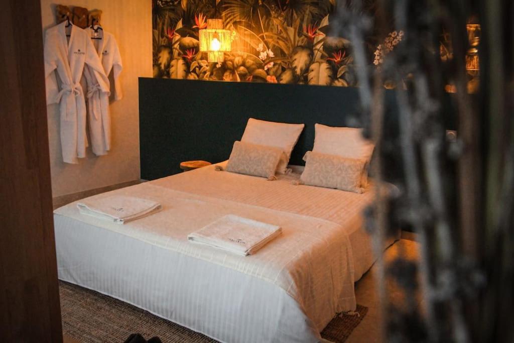 SUITE AMANTIS évadez vous dans l'univers MYKONOS Saint-Chamond Extérieur photo